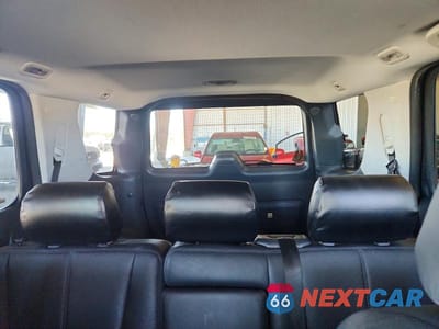 Zdjęcie 10 z 14 samochodu: 2005 MERCEDES-BENZ M CLASS ML350 4D SUV VIN:4JGAB57E95A549772 - miniatura