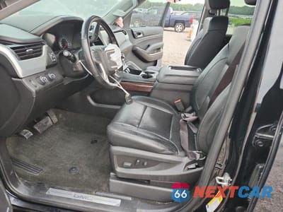 Zdjęcie 7 z 13 samochodu: 2017 GMC YUKON SLT VIN:1GKS2BKCXHR359194 - miniatura