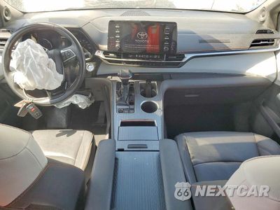 Zdjęcie 8 z 14 samochodu: 2021 TOYOTA SIENNA XSE VIN:5TDDRKEC7MS053061 - miniatura