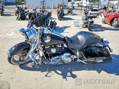 Trzecie zdjęcie samochodu z tyłu: 2013 HARLEY-DAVIDSON FLHRC ROAD KING CLASSIC VIN:1HD1FRM35DB656747 - miniatura