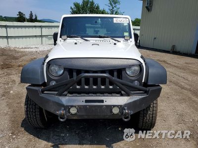 Piąte zdjęcie samochodu w środku: 2015 JEEP WRANGLER SPORT VIN:1C4AJWAGXFL529916 - miniatura