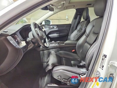 Zdjęcie 7 z 13 samochodu: 2021 VOLVO XC60 T6 INSCRIPTION VIN:YV4A22RL5M1887146 - miniatura