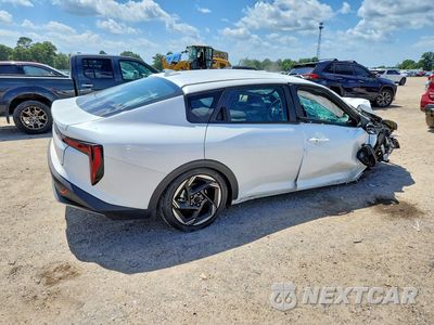 Trzecie zdjęcie samochodu z tyłu: 2025 KIA K4 EX VIN:3KPFU4DEXSE025347 - miniatura
