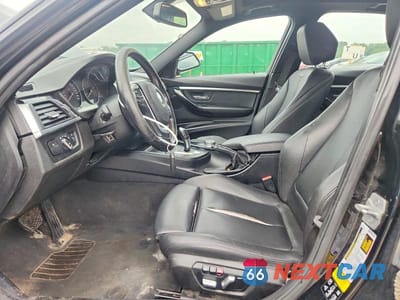 Zdjęcie 7 z 12 samochodu: 2018 BMW 330 XI VIN:WBA8D9C5XJEM34527 - miniatura