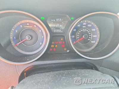 Zdjęcie 9 z 12 samochodu: 2014 HYUNDAI ELANTRA COUPE BASE VIN:KMHDH6AH0EU025316 - miniatura