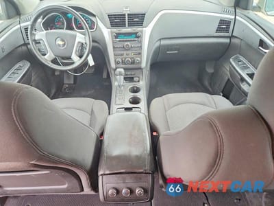 Zdjęcie 8 z 13 samochodu: 2011 CHEVROLET TRAVERSE LT VIN:1GNKRGEDXBJ326802 - miniatura