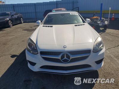 Piąte zdjęcie samochodu w środku: 2017 MERCEDES-BENZ SLC 300 VIN:WDDPK3JA6HF138450 - miniatura