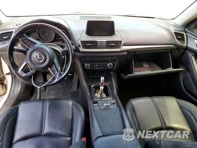 Zdjęcie 8 z 12 samochodu: 2018 MAZDA 3 TOURING VIN:3MZBN1L30JM176838 - miniatura