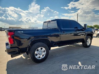 Trzecie zdjęcie samochodu z tyłu: 2020 CHEVROLET SILVERADO K2500 HEAVY DUTY LTZ VIN:1GC4YPEY8LF117845 - miniatura