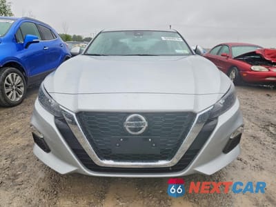 Piąte zdjęcie samochodu w środku: 2022 NISSAN ALTIMA S VIN:1N4BL4BV4NN362462 - miniatura