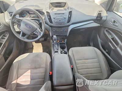 Zdjęcie 8 z 13 samochodu: 2017 FORD ESCAPE S VIN:1FMCU0F70HUC36914 - miniatura