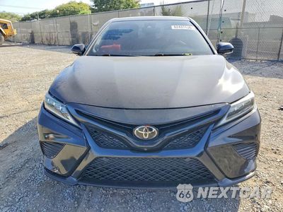 Piąte zdjęcie samochodu w środku: 2021 TOYOTA CAMRY XSE VIN:4T1K61AK8MU605522 - miniatura