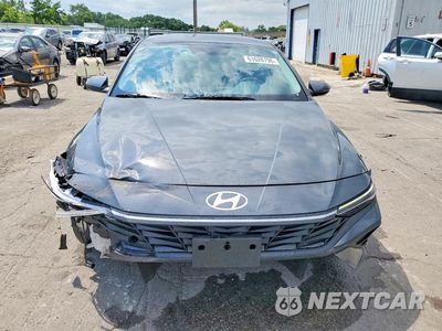 Piąte zdjęcie samochodu w środku: 2025 HYUNDAI ELANTRA SE VIN:KMHLL4DG0SU936758 - miniatura