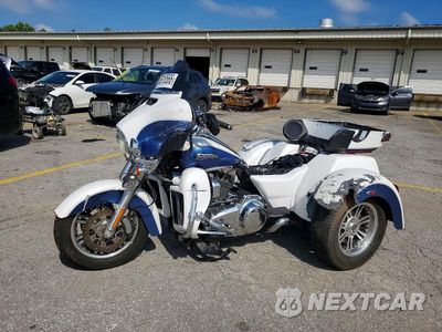 Trzecie zdjęcie samochodu z tyłu: 2015 HARLEY-DAVIDSON FLHTCUTG TRI GLIDE ULTRA VIN:1HD1MAL12FB851392 - miniatura