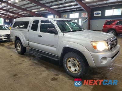Czwarte zdjęcie samochodu z boku: 2007 TOYOTA TACOMA V6 VIN:5TEUU42N87Z448101 - miniatura