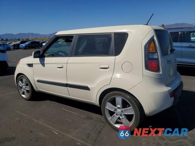 Drugie zdjęcie samochodu z przodu: 2010 KIA SOUL + VIN:KNDJT2A27A7038423 - miniatura