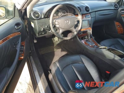 Zdjęcie 8 z 12 samochodu: 2007 MERCEDES-BENZ CLK 350 VIN:WDBTK56F47T086615 - miniatura