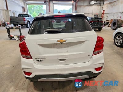 Zdjęcie 6 z 12 samochodu: 2019 CHEVROLET TRAX 1LT VIN:KL7CJPSB7KB772873 - miniatura