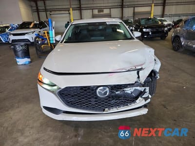 Piąte zdjęcie samochodu w środku: 2020 MAZDA 3 SELECT VIN:3MZBPACL6LM134445 - miniatura