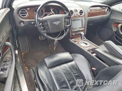 Zdjęcie 8 z 12 samochodu: 2005 BENTLEY CONTINENTAL GT VIN:SCBCR63W05C024281 - miniatura