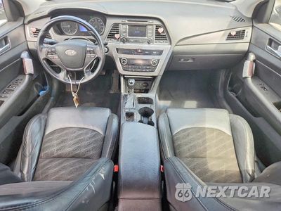 Zdjęcie 8 z 12 samochodu: 2015 HYUNDAI SONATA SPORT VIN:5NPE34AF6FH100140 - miniatura