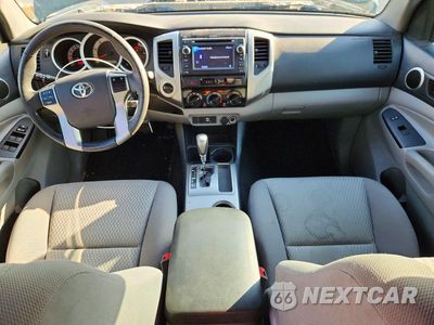 Zdjęcie 8 z 12 samochodu: 2013 TOYOTA TACOMA DOUBLE CAB VIN:3TMLU4EN0DM120171 - miniatura