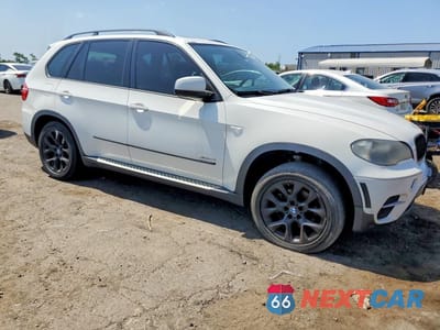 Czwarte zdjęcie samochodu z boku: 2011 BMW X5 XDRIVE35I VIN:5UXZV4C56BLL58081 - miniatura