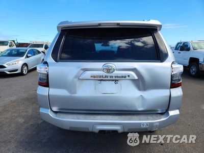 Zdjęcie 6 z 13 samochodu: 2016 TOYOTA 4RUNNER SR5 VIN:JTEZU5JR2G5133437 - miniatura