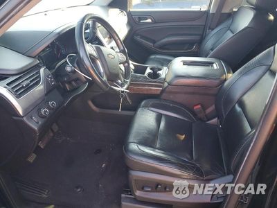 Zdjęcie 7 z 13 samochodu: 2020 CHEVROLET SUBURBAN K1500 LT VIN:1GNSKHKC2LR121757 - miniatura