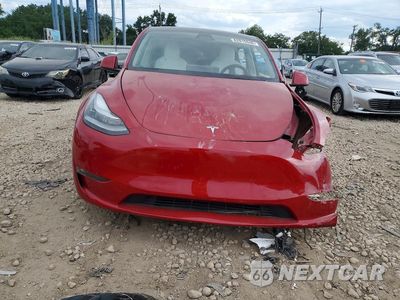 Piąte zdjęcie samochodu w środku: 2021 TESLA MODEL Y VIN:5YJYGDEEXMF285548 - miniatura