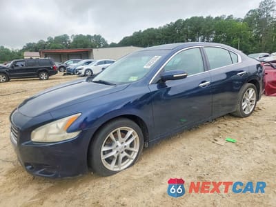 2010 NISSAN MAXIMA 3.5 S 1N4AA5AP4AC810604 - główne zdjęcie licytacji z USA - miniatura