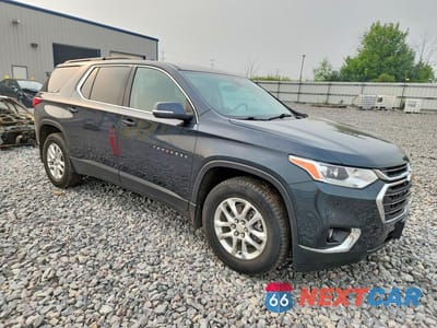 Czwarte zdjęcie samochodu z boku: 2021 CHEVROLET TRAVERSE LT VIN:1GNEVGKW8MJ158675 - miniatura