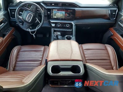 Zdjęcie 8 z 13 samochodu: 2024 GMC SIERRA K1500 DENALI ULTIMATE VIN:1GTUUHEL0RZ352236 - miniatura