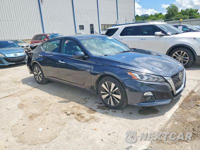 Czwarte zdjęcie samochodu z boku: 2019 NISSAN ALTIMA SL VIN:1N4BL4EV0KC231192 - miniatura
