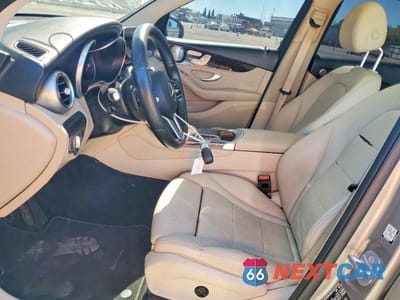 Zdjęcie 7 z 13 samochodu: 2020 MERCEDES-BENZ GLC 300 4MATIC VIN:W1N0G8EB7LF825984 - miniatura
