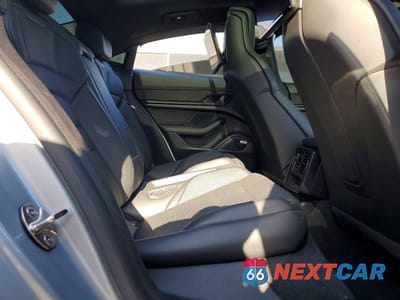 Zdjęcie 10 z 12 samochodu: 2024 PORSCHE TAYCAN VIN:WP0AA2Y19RSA12727 - miniatura