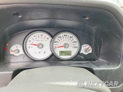 Zdjęcie 9 z 13 samochodu: 2005 FORD ESCAPE XLT VIN:1FMYU031X5KB68019 - miniatura