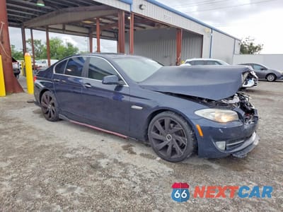Czwarte zdjęcie samochodu z boku: 2013 BMW 528 I VIN:WBAXG5C57DD235053 - miniatura