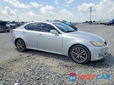 Czwarte zdjęcie samochodu z boku: 2008 LEXUS IS 350 VIN:JTHBE262882016167 - miniatura