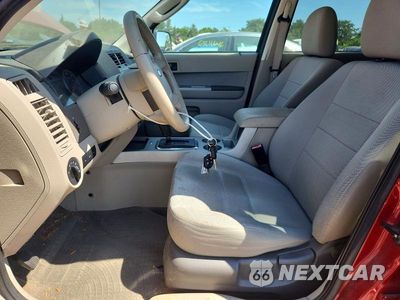 Zdjęcie 7 z 12 samochodu: 2010 FORD ESCAPE XLT VIN:1FMCU9DG7AKC63987 - miniatura