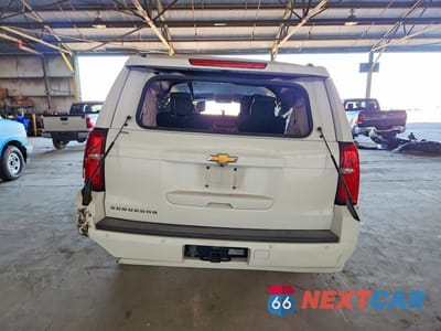 Zdjęcie 6 z 13 samochodu: 2017 CHEVROLET SUBURBAN C1500 LT VIN:1GNSCHKC3HR224030 - miniatura