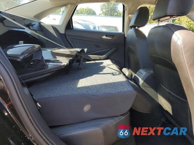 Zdjęcie 10 z 13 samochodu: 2024 VOLKSWAGEN JETTA SE VIN:3VW7M7BU0RM019053 - miniatura