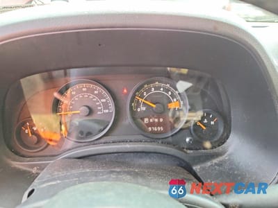 Zdjęcie 9 z 13 samochodu: 2014 JEEP PATRIOT LATITUDE VIN:1C4NJRFB9ED629983 - miniatura