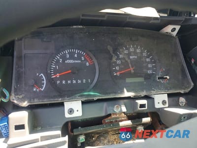Zdjęcie 9 z 13 samochodu: 2020 ISUZU NPR HD VIN:54DC4W1D5LS208787 - miniatura
