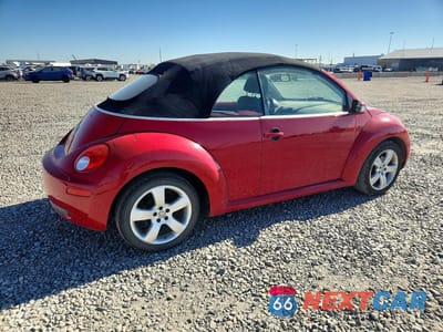 Trzecie zdjęcie samochodu z tyłu: 2006 VOLKSWAGEN NEW BEETLE CONVERTIBLE OPTION PACKAGE 2 VIN:3VWSF31Y76M302918 - miniatura