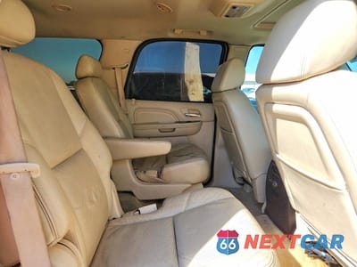 Zdjęcie 11 z 13 samochodu: 2008 CADILLAC ESCALADE LUXURY VIN:1GYFK63868R244004 - miniatura