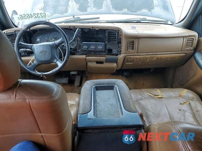 Zdjęcie 8 z 13 samochodu: 2000 CHEVROLET SILVERADO K1500 VIN:2GCEK19V4Y1365270 - miniatura