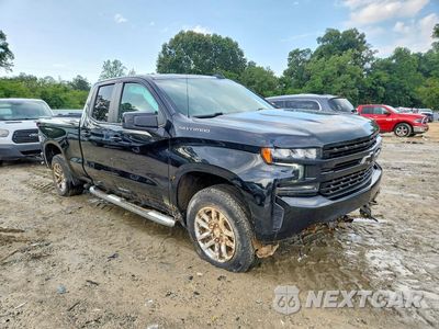 Czwarte zdjęcie samochodu z boku: 2021 CHEVROLET SILVERADO K1500 RST VIN:1GCRYEED2MZ411846 - miniatura