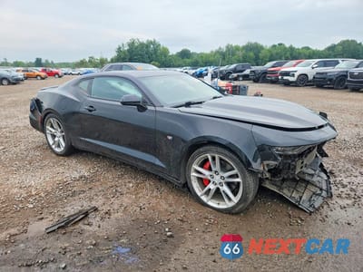 Czwarte zdjęcie samochodu z boku: 2021 CHEVROLET CAMARO LT VIN:1G1FD1RS3M0100634 - miniatura