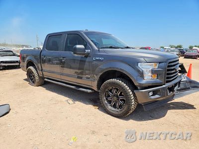 Czwarte zdjęcie samochodu z boku: 2017 FORD F150 SUPERCREW VIN:1FTEW1CPXHKD57687 - miniatura